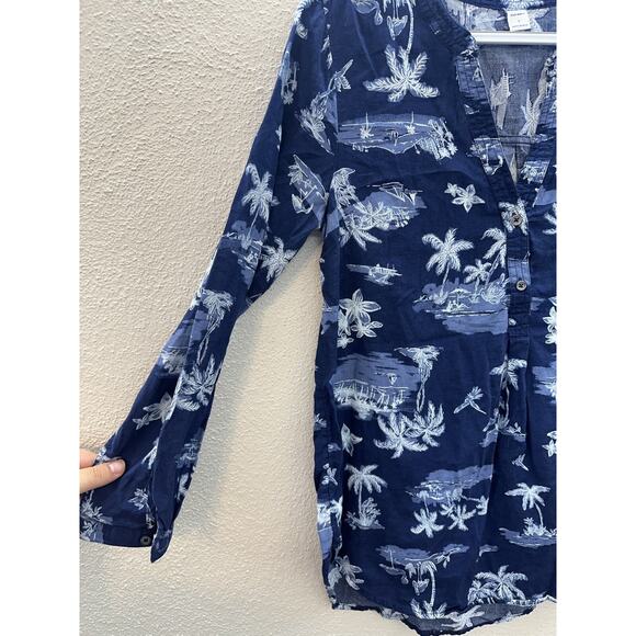 Womens Old Navy Shirt Size Small Blue Beach Long Sleeve Henley - Picture 3 of 10